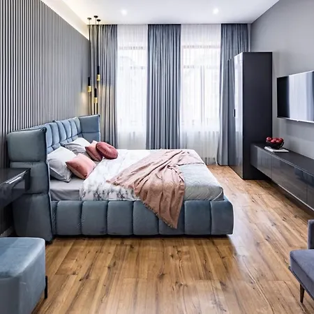 Apartment куліша 12