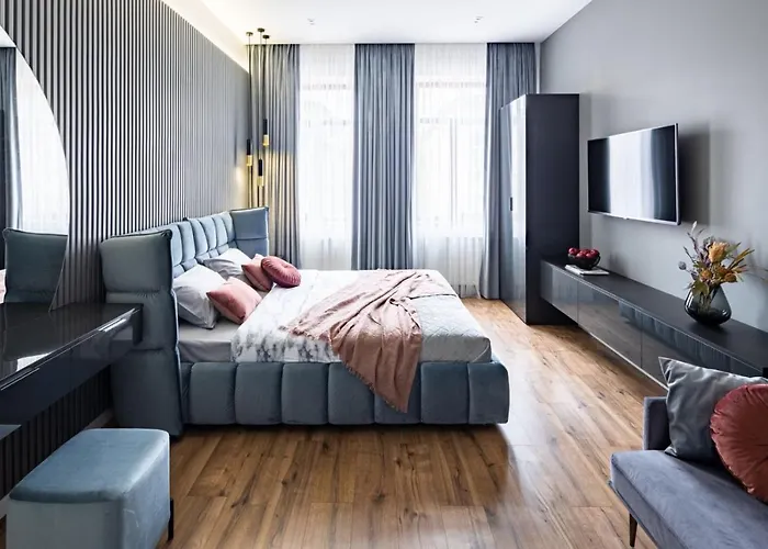 Apartment куліша 12